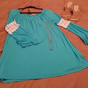 Gorgeous turquoise tunic